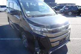 Toyota, Noah