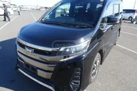 Toyota, Noah