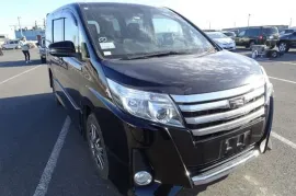 Toyota, Noah