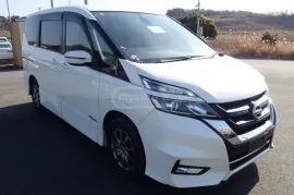 Nissan, Serena