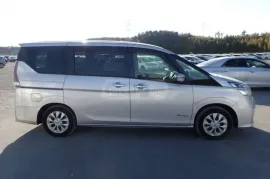 Nissan, Serena