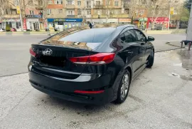 Hyundai, Elantra
