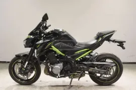 Kawasaki, Z900