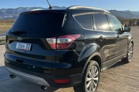 Ford, Escape