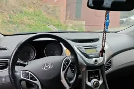 Hyundai, Elantra