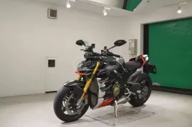 Ducati, Streetfighter