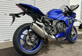 Yamaha, YZF-R1