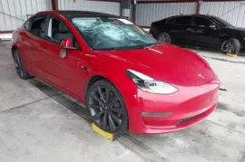 Tesla, Model 3