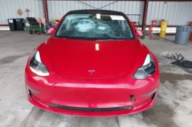 Tesla, Model 3
