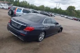 Mercedes-Benz, E CLASS, E 300