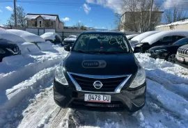 Nissan, Versa