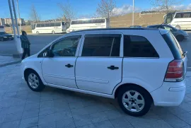 Opel, Zafira