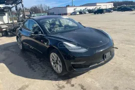 Tesla, Model 3