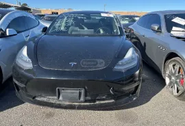 Tesla, Model 3
