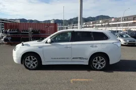 Mitsubishi, Outlander