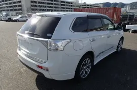 Mitsubishi, Outlander
