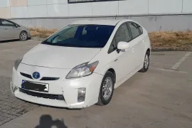 Toyota, Prius