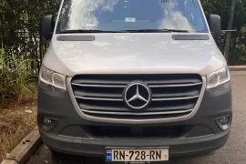 Mercedes-Benz, Sprinter