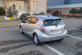 Toyota, Prius C