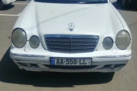Mercedes-Benz, E CLASS, E 210