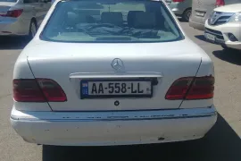Mercedes-Benz, E CLASS, E 210