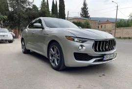 Maserati, Levante