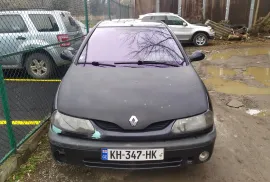 Renault, Laguna