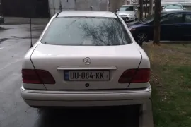 Mercedes-Benz, Другое
