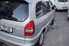 Opel, Zafira