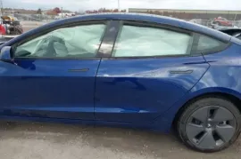 Tesla, Model 3