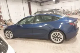 Tesla, Model 3