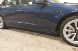 Tesla, Model 3