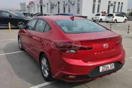 Hyundai, Elantra