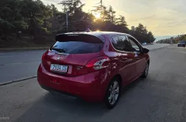 Peugeot, 208