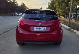 Peugeot, 208