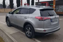 Toyota, RAV4