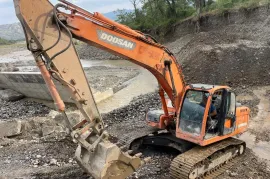 Doosan, DX225LCA