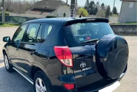 Toyota, RAV4