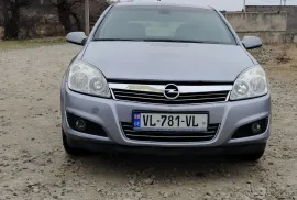 Opel, Astra