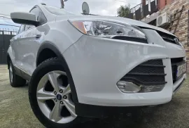 Ford, Escape