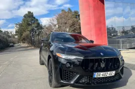 Maserati, Levante