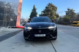 Maserati, Levante