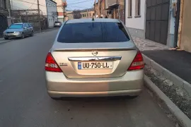 Nissan, Tiida