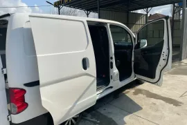 Nissan, NV200