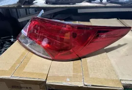 Autoparts, Lights and Bulbs, Tail lights, HYUNDAI 