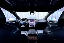 Tesla, Model S