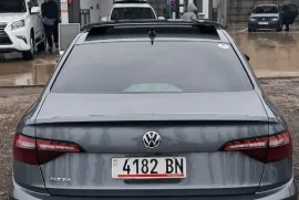 Volkswagen, Jetta