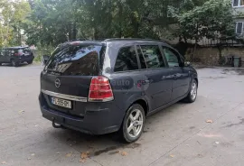 Opel, Zafira