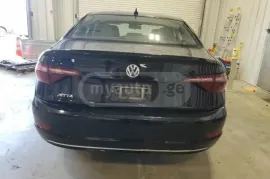 Volkswagen, Jetta