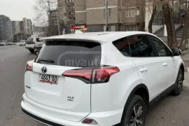 Toyota, RAV4